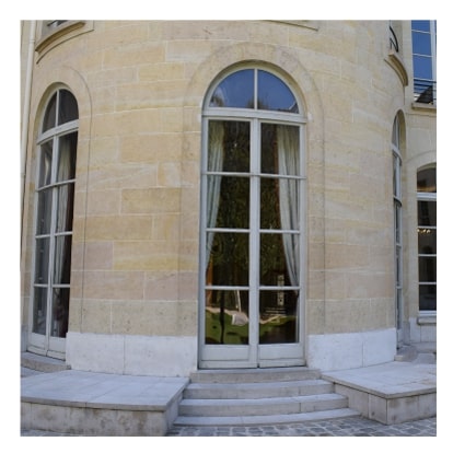 Visuel de façade avec des porte-fenêtre